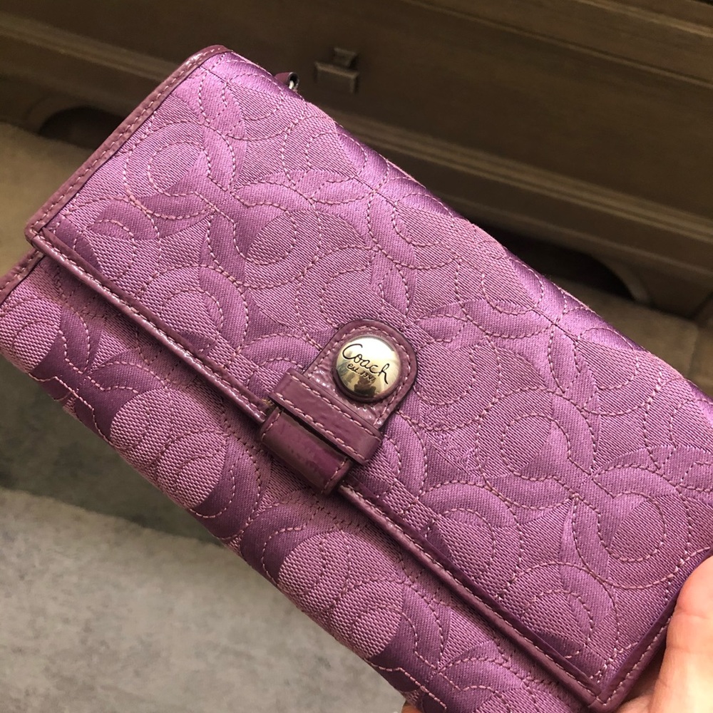 Coach wallet